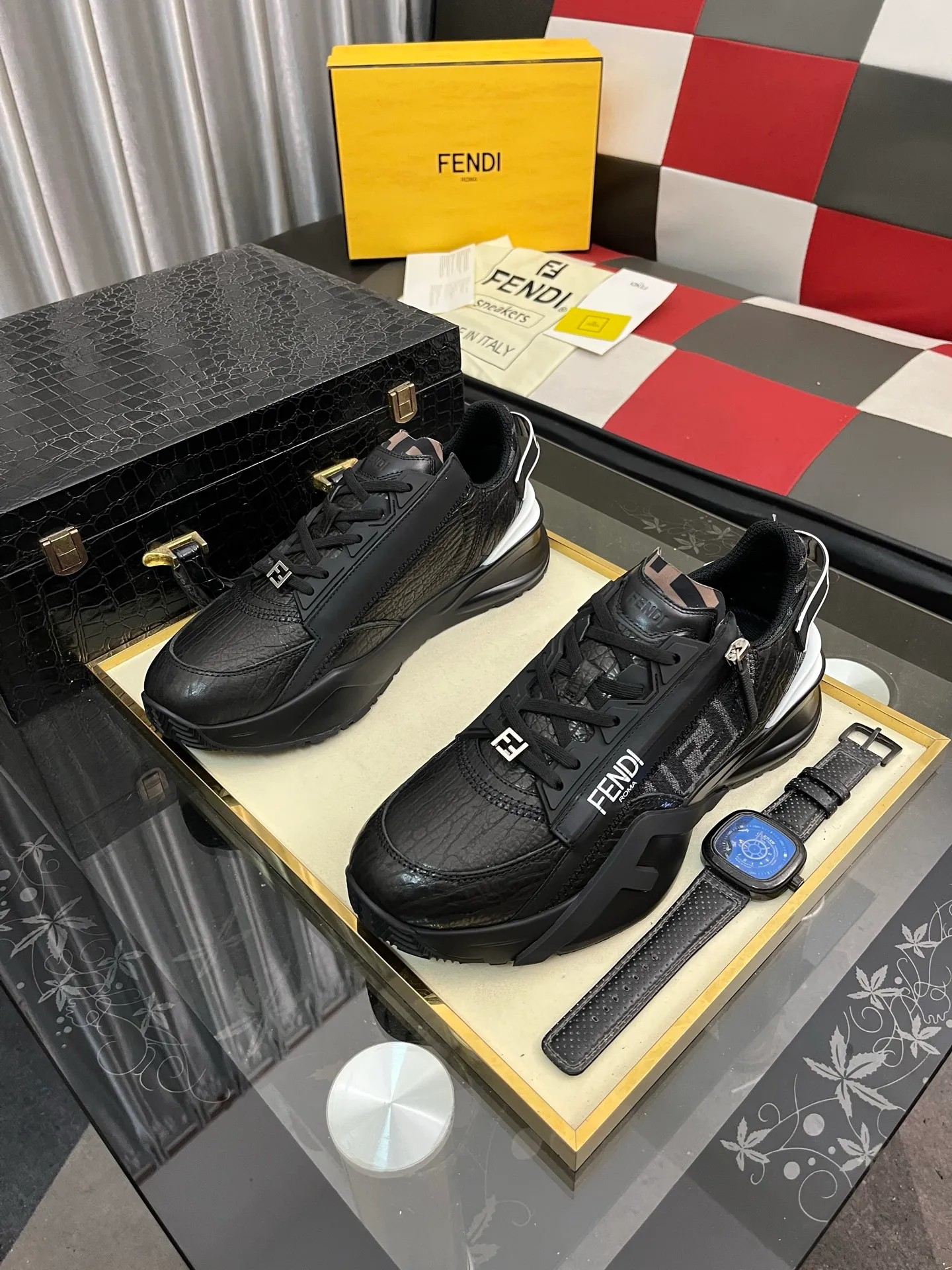 Men's shoes 💰620⌚️⌚️ FEND* — Fendi Flow men's casual sneakers, with elastic straps, side zippers, and corrugated soles engraved with F. Embossed Fendi Flow lettering on the heel. Made of technical fabric and a mix of blue and genuine leather. Decorated with Lycra® details. FF graphic tongue. Ultra-light and wear-resistant EVA sole. Code number: 38-44
